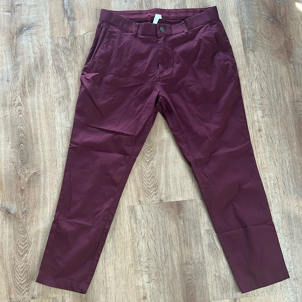 Fabletics Chino Slim Fit Wine Red